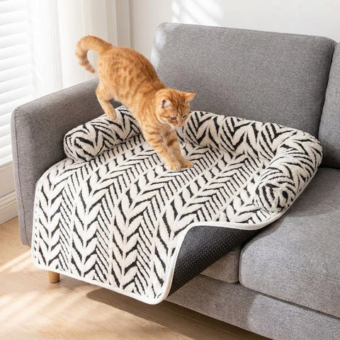 Sofa protection & non-slip base