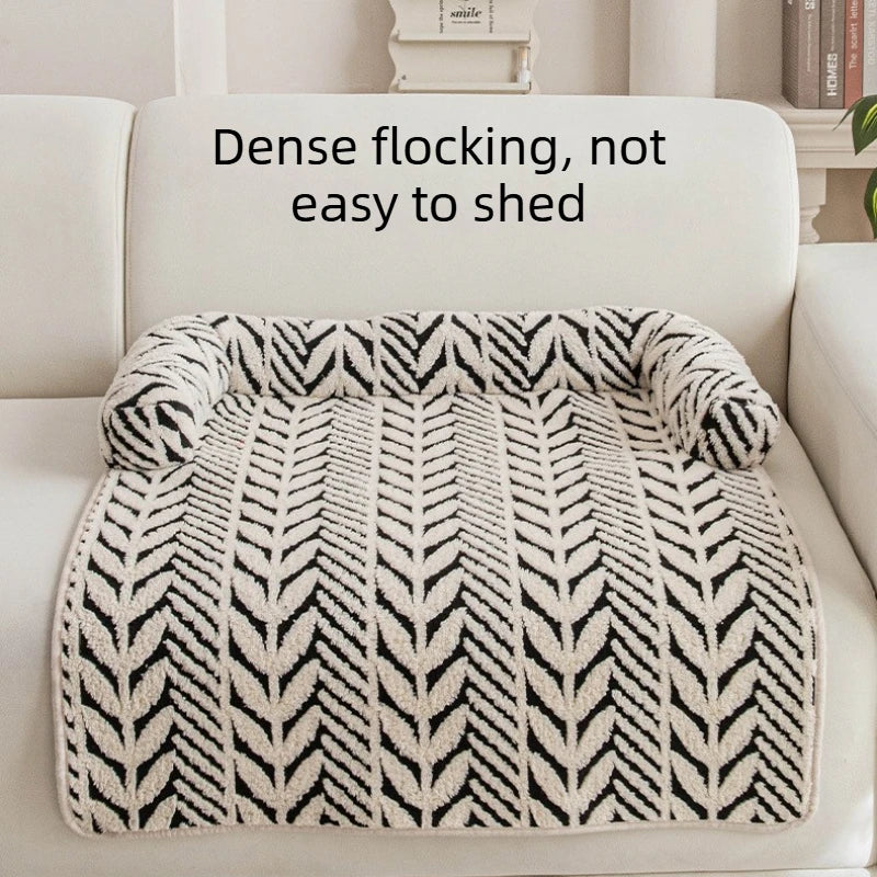 CozyClaw™ plush pet sofa – dense flocking anti-shed feature infographic