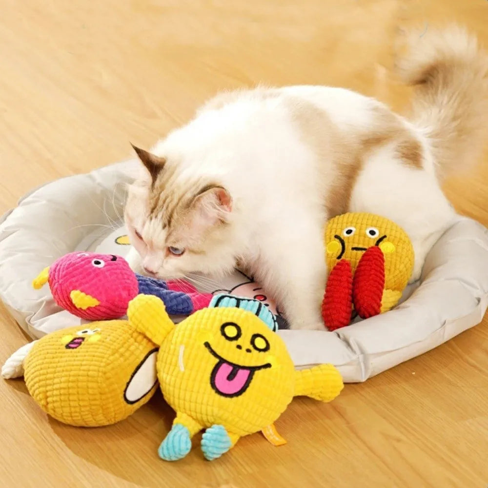 CozyClaw™ chicken legs squeaky toy – detail view